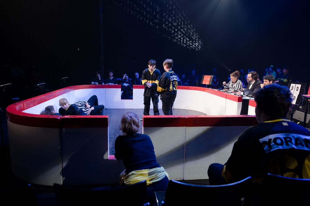 Improvisation th��trale